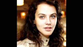 Jessica Brown-Findlay - Anyone Who Knows What Love is (Will Understand)