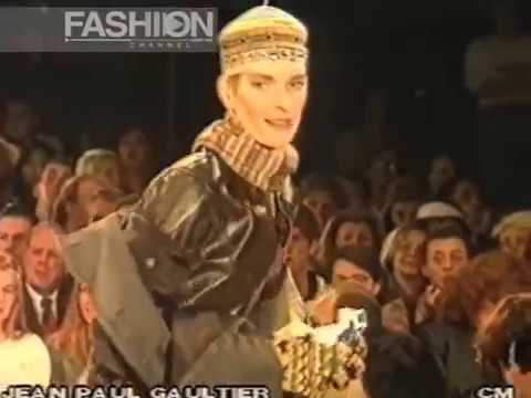 "Jean Paul Gaultier" Autumn Winter 1990 1991 Paris Pret a Porter Woman by Canale Moda