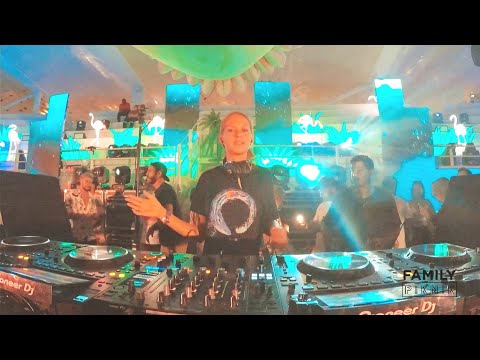 Nora En Pure | Family Piknik 2022 | France
