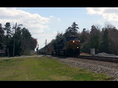 AC GEVO duo pull a very short Q140-10 through Lane