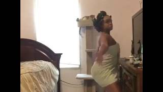 Watch This Chick Turn Up To “TRILLVILLE” In Her Towel