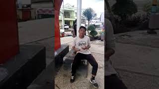 preview picture of video 'Prank pura pura ngefoto batulicin'