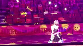 Angela Aguilar "Ya no me interesas" En Vivo