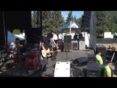 2013-08-09 - Squamish - Reignwolf - Palms To The Sky