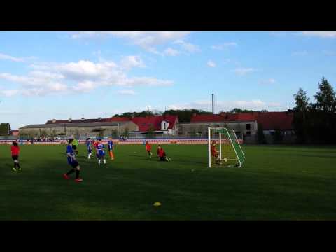 UKS Orzeł Granowo - NKS Niepruszewo - bramka na 3-0 (wynik końcowy 5-1)