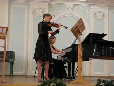 Liudmila Frayonova & Olga Pashshenko - Schonberg op.47