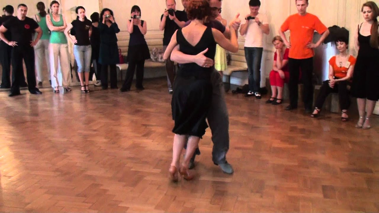 Esteban Moreno & Claudia Codega