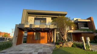 Vídeo 30 — Casa em Condomínio no Sunset.