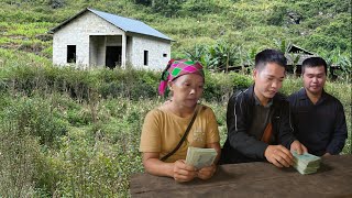 Handing Over A Huge Amount Of Money From Ms. BICH LAN To EM PA'S House Mini Villa loading 80%