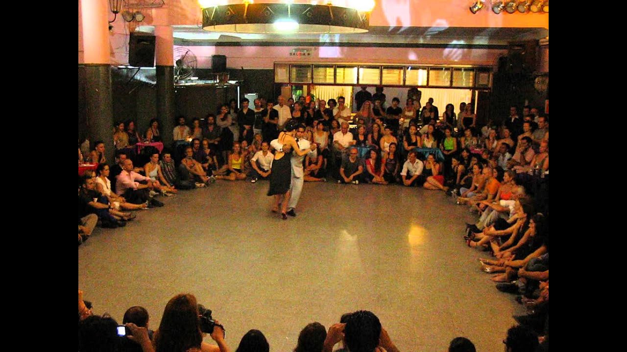 IARA DUARTE Y GUSTAVO CHAILE en ¡Viva la Pepa! milonga. Noche 3 generaciones