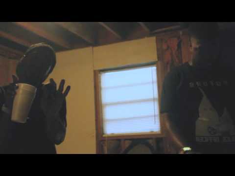 Y Yo ft Maseratti Nix "Im With It"