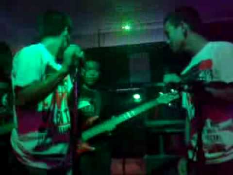 Letter to Angelina Jolie (kamicousins)