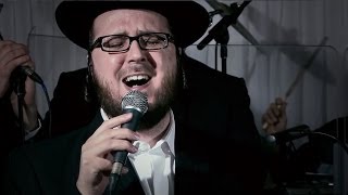 יואלי גרינפלד ומקהלת ידידים "לנצח אחד - אברהם פריד" - הפקה של אהרון טייטלבאום