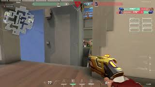 Spotlight Clip
