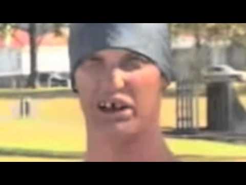 Just waiting for a mate: nek-minit