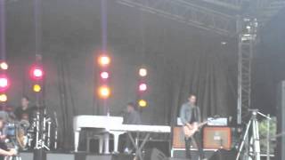 Snakes And Ladders (Live) - Scouting For Girls