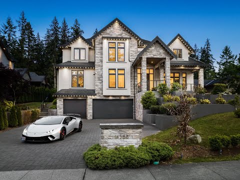 Grand Elgin Estate: 8000+ Sqft of Luxury Living on a South-Facing ½ Acre Lot