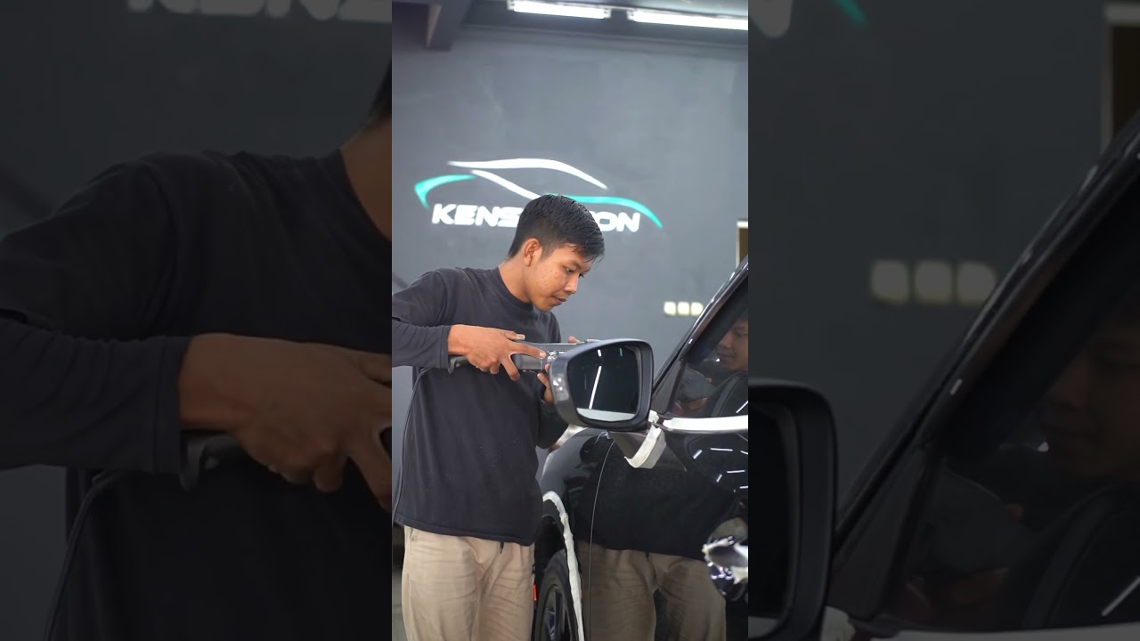 Bikin mobil kinclong luar dalam dengan Full Salon di Kensington Harapan Indah!  #fullsalon #carsalon