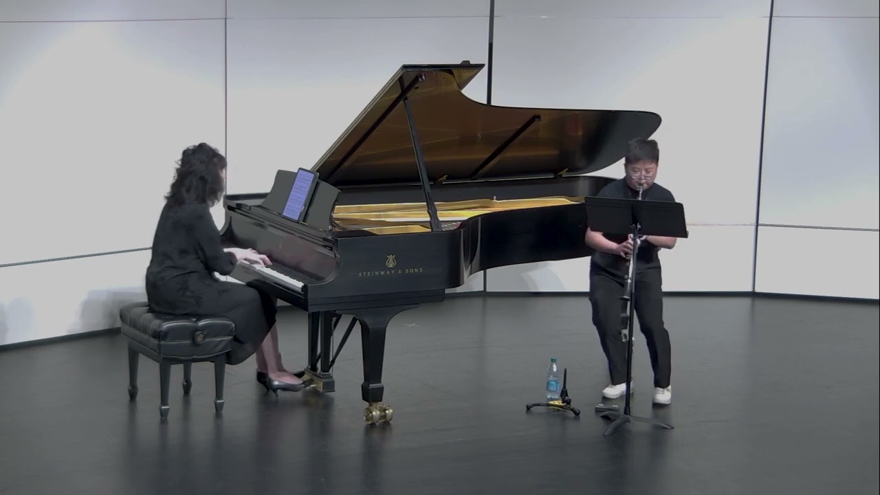 Promotional video thumbnail 1 for Clarinetist - Solo/Chamber/Orchestral