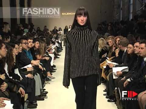 "Balenciaga" Autumn Winter 1998 1999 Paris 2 of 4 pret a porter woman by FashionChannel