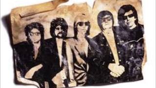 Traveling Wilburys Inside Out