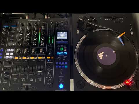 Solid Globe - Sahara (Vinyl)