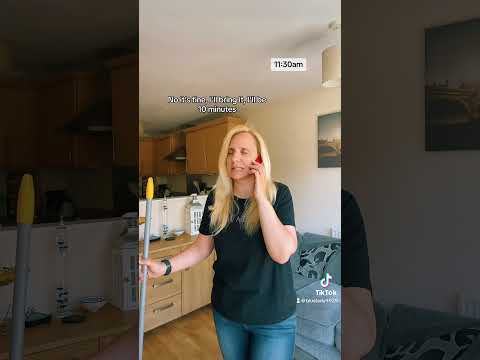 Suze forgot her bottle of water