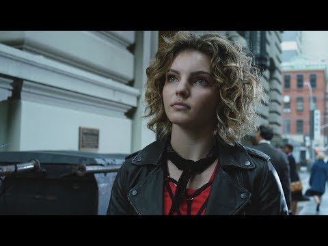 Selina Kyle | Meets Vicki Vale [Gotham 3x01] 5 / 9
