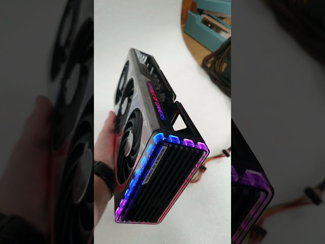 Vídeo relacionado con ASUS ROG Strix NVIDIA GeForce RTX 4080 OC Edition, Tarjeta gráfica Gaming (PCIe 4.0, 16GB GDDR6X, HDMI 2.1a, DisplayPort 1.4a)