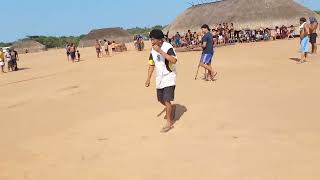 Download lagu Gulat Huka Huka wanita dari suku Xinguano pedalaman Brazil mp3