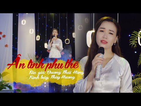 Thể hiện bởi Thùy Hương