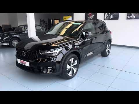 Volvo XC40 T4 PLUS DARK RECHARGE - Image 2