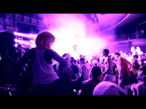 Sydney Blu on The Groove Cruise 2012