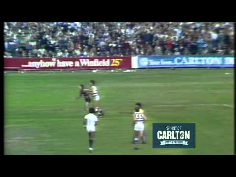 Ken Hunter 1982 - Carlton Football Club Past Player