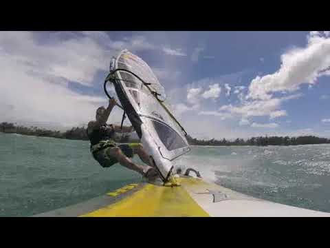 Robby Naish :  Slalom windsurfing on Maui