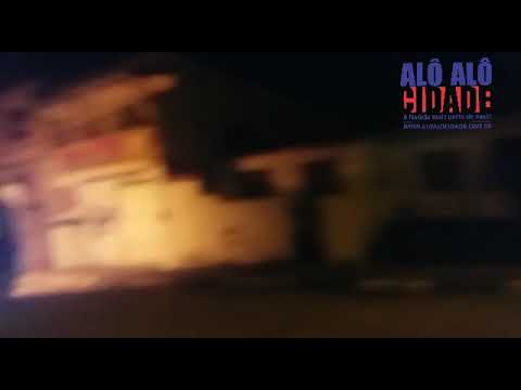 Carro pegou fogo ontem a noite em Ouro Fino