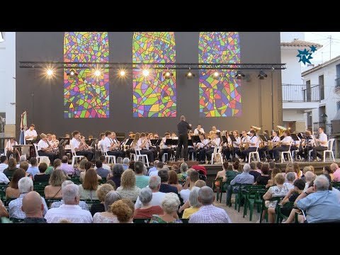 La Unió Musical de La Nucia volvió a la plaça Major en su 41 aniversario