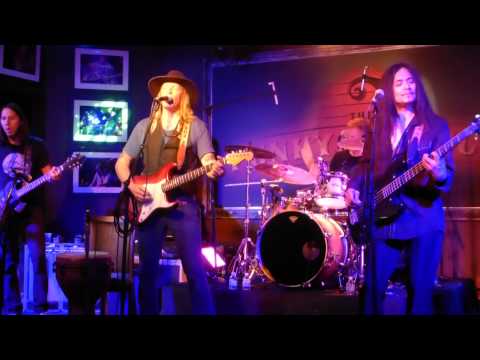 David Shelley and Bluestone - "When I Was Your Superman/Trick Bag"