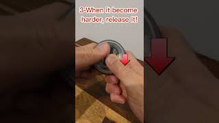 How to use the gyro ball #tiktokmadebuyit #viral #gripstrenght #grip #gyroball #gyroscope