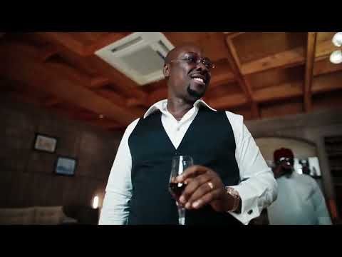 Phyno and Flavour - Men Don Show Face (pre-recorded video)