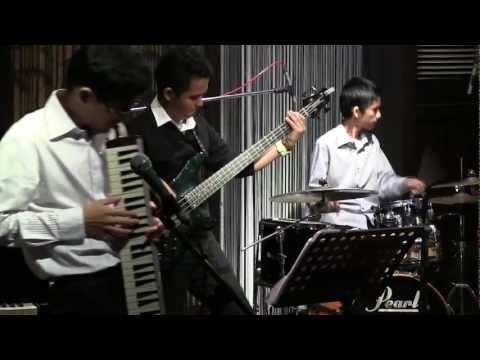 RW Experience ft. Mildness - Recordame @ Mostly Jazz 01/12/12 [HD]