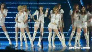 Download lagu [HD/Fancam] 111209 Girls' Generation Tour Mr Taxi mp3