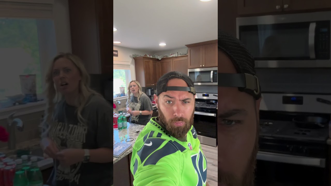 More like OBCD🤣#couplescomedy #marriedlife #couples