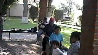 preview picture of video 'NIÑOS TLAPEHUALENSES VISITAN A MONARCAS MORELIA 1/2'