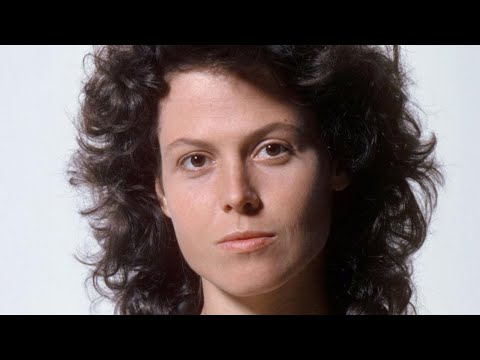 SIGOURNEY WEAVER 🔥 Stockings, Pantyhose, Tights, Short Mini Dress, Heels