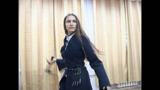 Re: [閒聊] 其他武器有沒有像拔刀術一樣有名的招式?