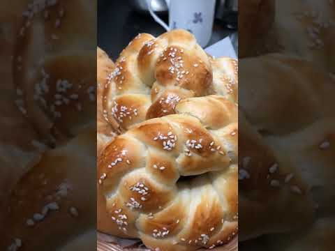 Freshly baked bread#breadlovers#baking#homemade#shortsvideo#shorts
