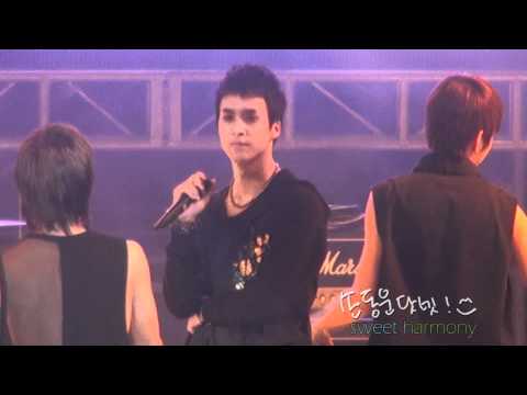 [FANCAM] 101008 Dongwoon @ Seongsil University