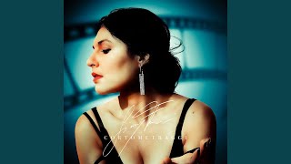 Qualsiasi amore Lyrics English Translation