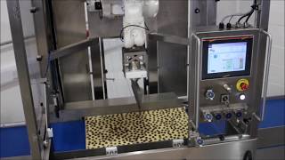 In-tray ultrasonic cake cutting machine